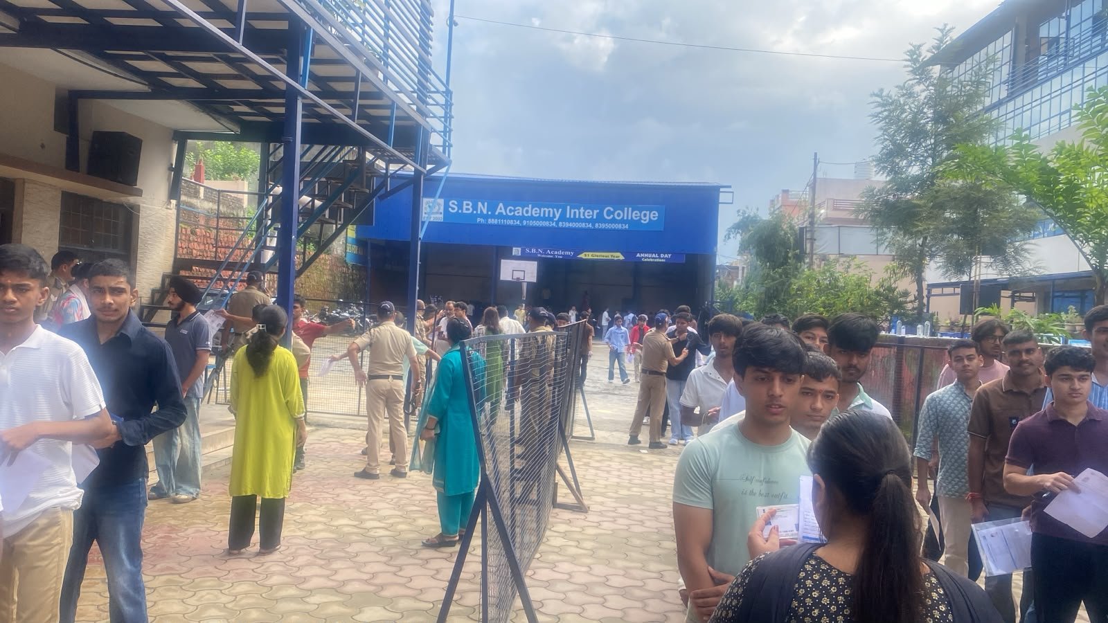 देहरादून में NDA और CDS परीक्षा